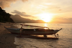 a-philippines-hotel-coco-beach-island-plage-bateau